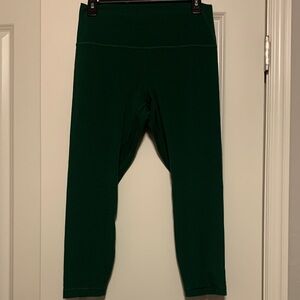 Lululemon Dark Green Align Crop Leggings, Sz 10
23 inch, Good Condition